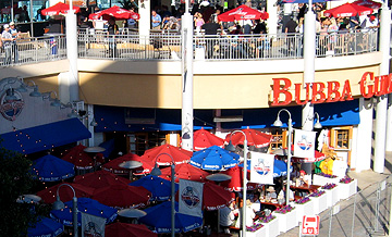 Wideshot of Bubba Gumps.